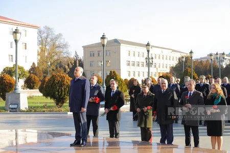 Naxçıvanda Ümummilli Lider Heydər Əliyevin xatirəsi yad olunub