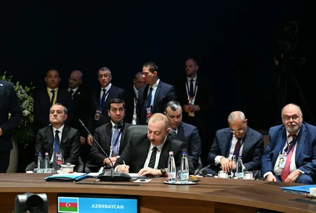Budapeştdə Türk Dövlətləri Təşkilatının Dövlət başçılarının qeyri-rəsmi Zirvə görüşü keçirilib - YENİLƏNİB-4