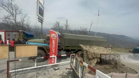 Vehicles of Russian peacekeepers move freely along Khankandi-Lachin road