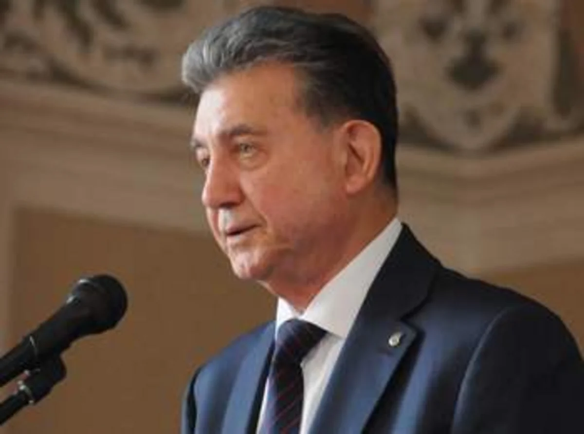 AMEA prezidenti: Bizə lazım olan mütəxəssisi orta məktəb səviyyəsində itiririk