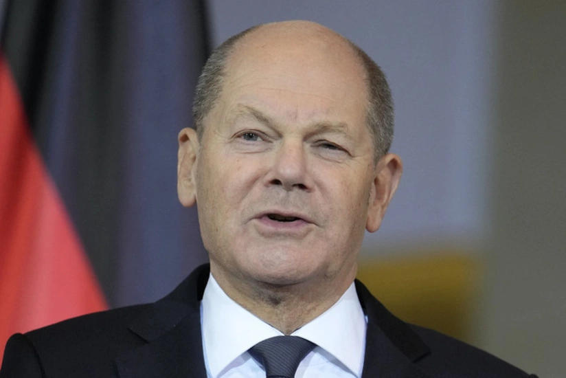 Olaf Şolts: Rusiya Ukrayna müharibəsi haqqında yalanlar danışır