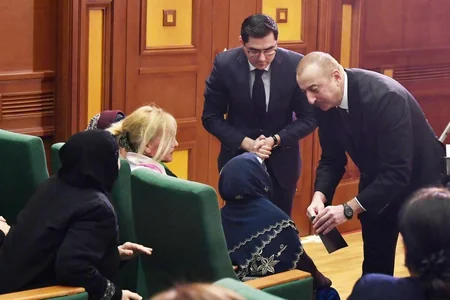 İlham Əliyevin yenidən Prezident seçilməsindən 1 il ötür