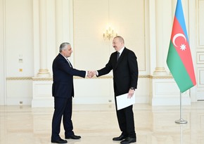 Ильхам Алиев принял верительные грамоты новоназначенного посла Ирана в Азербайджане