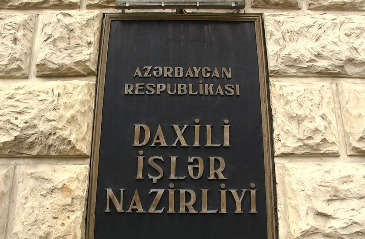 Polis bir cinayətin izi ilə beş oğurluğun üstünü açıb