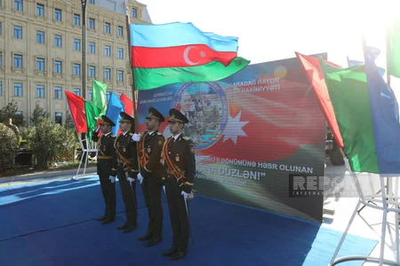 Hərbi Dəniz Qüvvələrində Zəfər Gününə həsr olunan təntənəli mərasim keçirilib