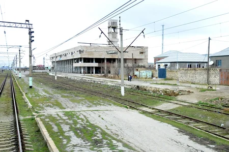 Sərnişin qatarları Bakıdan Sumqayıta daha tez çatacaq
