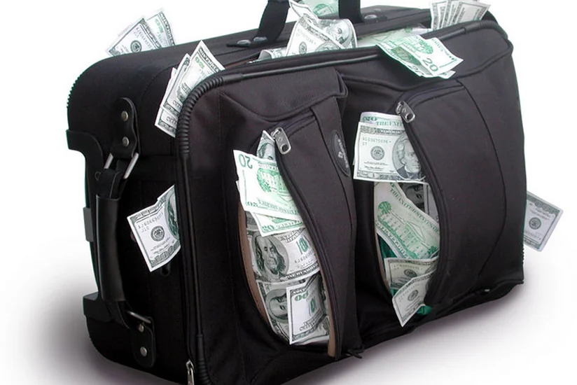 Qohumu Bakı sakininə qarşı 250 min dollarlıq dələduzluq edib