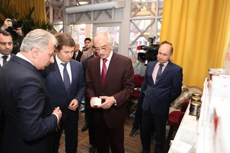 Heydər Əliyev Fondunun təşkilatçılığı ilə Moskvada “Azərbaycanın payız sovqatları” adlı şəhərcik açılıb