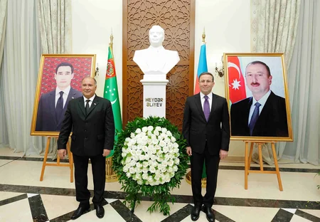 Türkmənistanda 28 May - Müstəqillik Günü qeyd olunub, COP29-un təqdimatı keçirilib