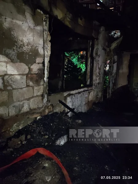 Nəsimi rayonunda yaşayış evindəki yanğın söndürülüb - YENİLƏNİB-2