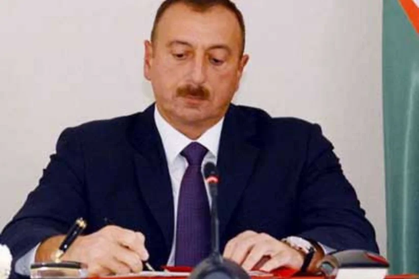 Azərbaycan prezidenti “Rəfiq Zəka Xəndanın 75 illik yubileyinin keçirilməsi haqqında” sərəncam imzalayıb
