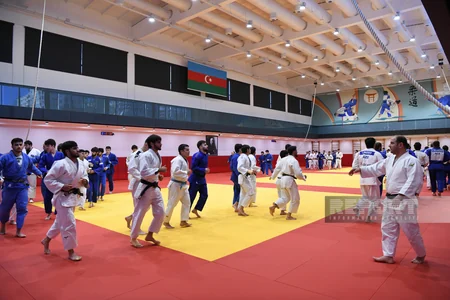 Avropa çempionatında iştirak edəcək Azərbaycanın cüdo millisi növbəti məşqinə çıxıb