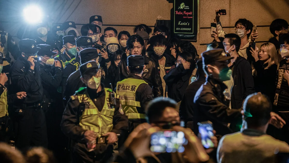 UK calls on China to respect freedom to protest