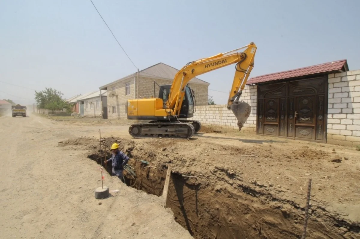 В Газахе произошел обвал земли, есть погибший и раненый