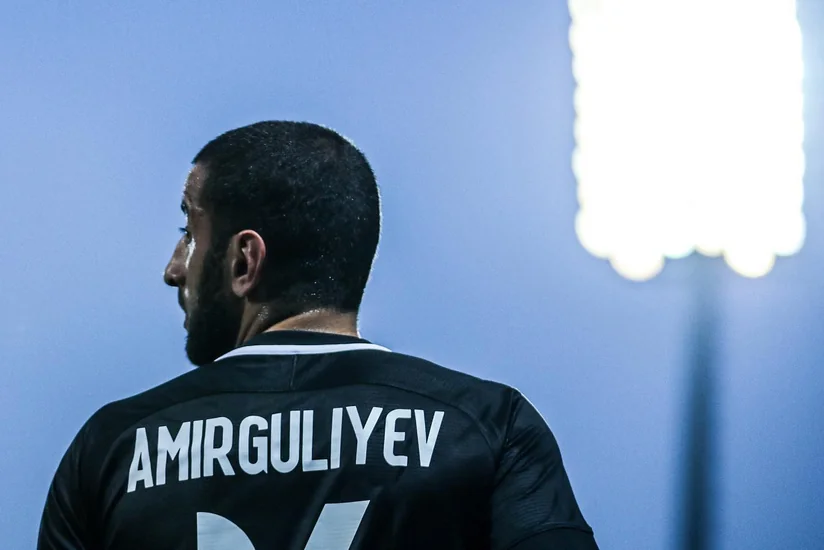 Azərbaycan millisinin sabiq futbolçusu karyerasını bitirib