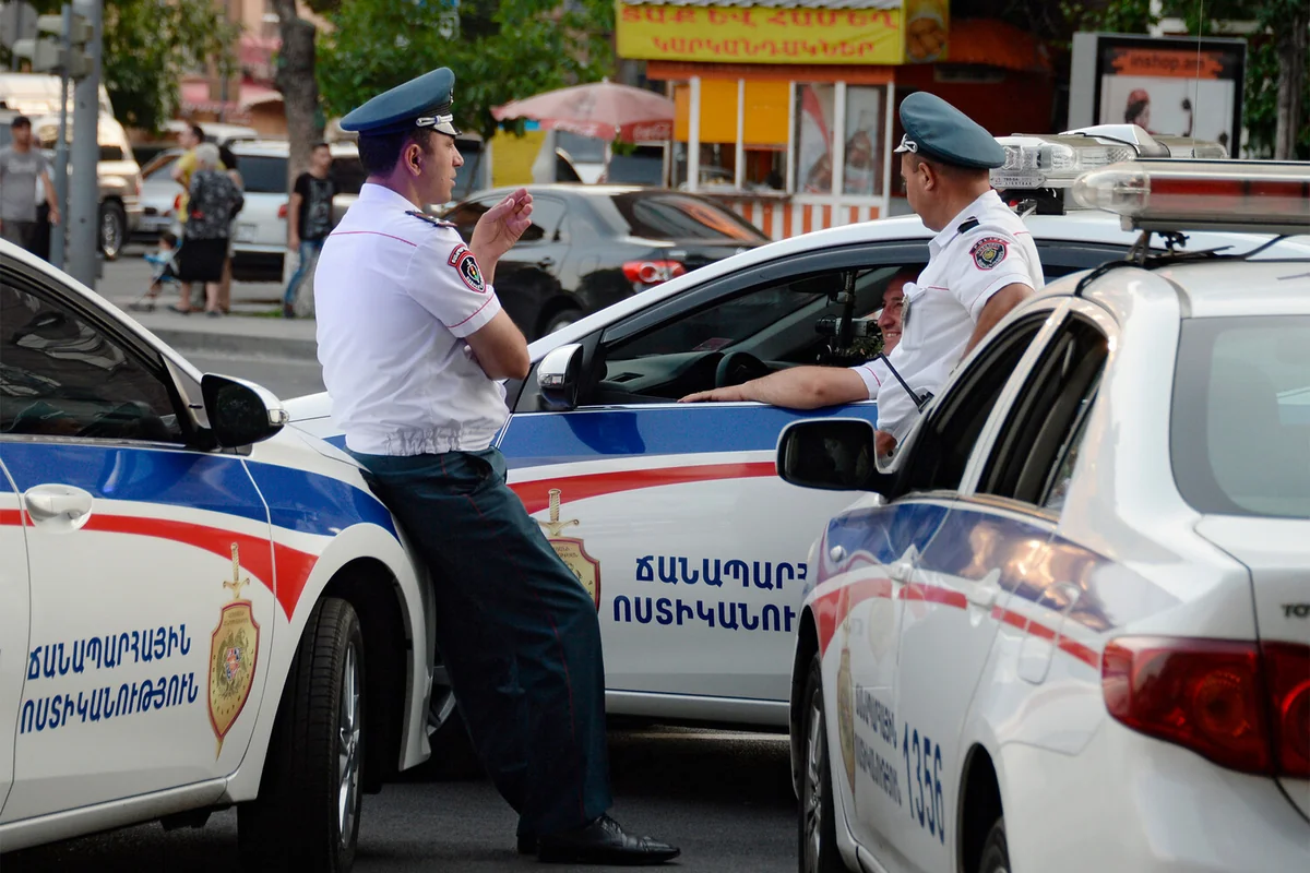 Armenian law enforcement officers seize large consignment of drugs smuggled from Iran to Armenia