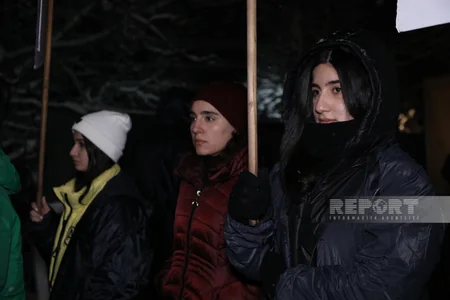 На дороге Ханкенди-Лачын продолжается акция протеста экоактивистов