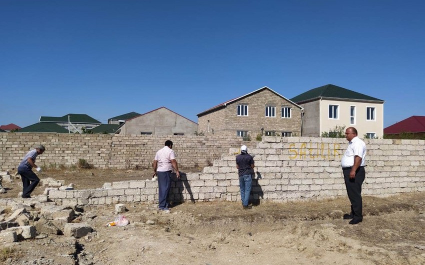 Bakıda tarixi abidənin ərazisinin zəbt olunmasının qarşısı alındı