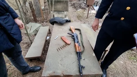 Bakıda “Salamat Ramil” saxlanılıb, ondan “Kalaşnikov” götürülüb