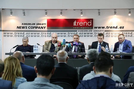 Futbol veteranı İsgəndər Cavadovun həyatından və karyerasından bəhs edən kitabın təqdimatı olub