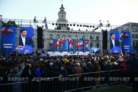 Gürcüstanın hakim partiyasının Tbilisidəki kütləvi mitinqi başa çatıb