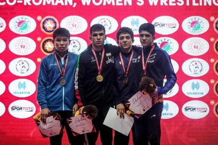 Azərbaycan güləşçiləri Zəfər kubokuunda 22 medal qazanıblar