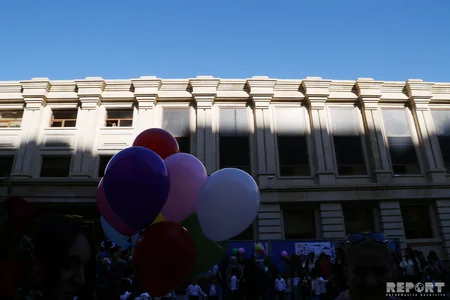 Sektor müdiri: Rus bölməsində işləyən pedaqoji kadrların sayı kifayət qədər deyil