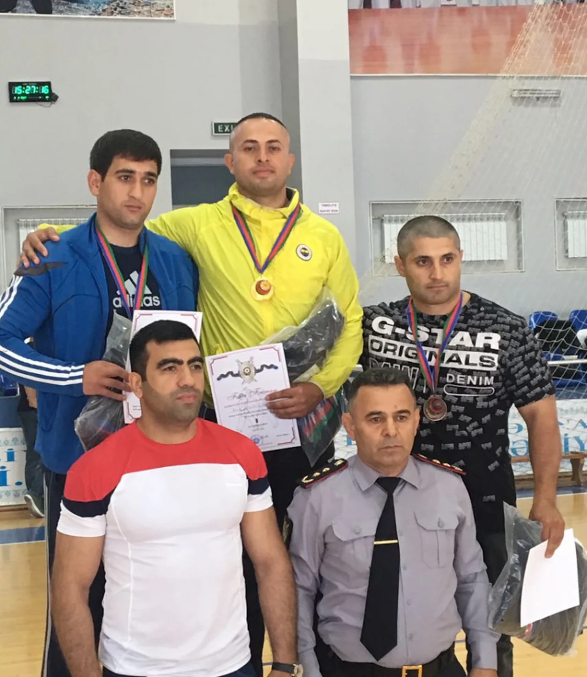 Daxili işlər orqanları əməkdaşları arasında silahsız özünümüdafiə üzrə yarış keçirilib