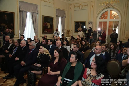 Mədəniyyət və incəsənət xadimlərinə orden, medal və fəxri adlar təqdim edilib