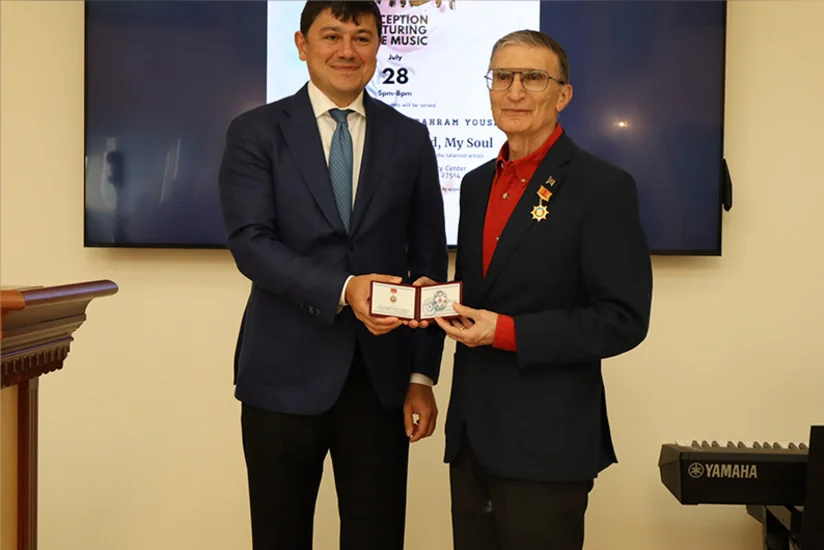 Aziz Sancara “Diaspor fəaliyyətində xidmətə görə” Azərbaycanın medalı təqdim edilib