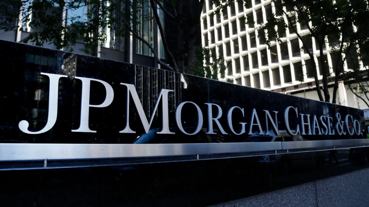 Суд в РФ арестовал средства JPMorgan в размере $439,5 млн