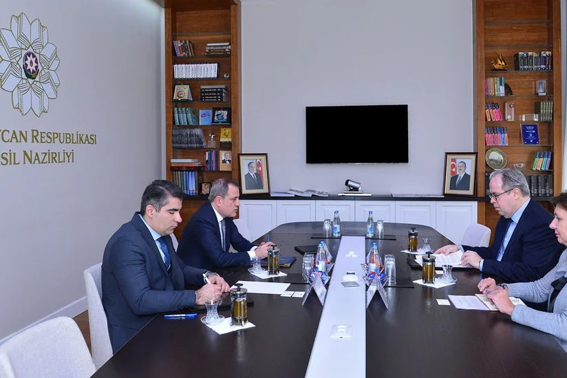 Ceyhun Bayramov Latviyanın ölkəmizdəki səfiri ilə görüşüb