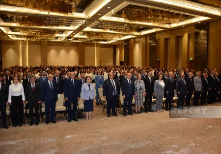 Bakı şəhəri təhsil işçilərinin sentyabr konfransı keçirilib