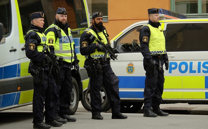 İsveç polisi Quranın yandırılmasında şübhəli bilinən şəxsi saxlayıb