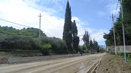 Astarada uzanan yol problemi, sakinlərlə aidiyyəti qurumlar bir-birini günahlandırır