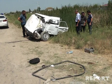 Bakı-Lənkəran sərnişin avtobusu qəzaya düşüb, yaralananlar var - FOTO