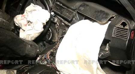 В Исмаиллы автомобиль врезался в дерево, водитель скончался