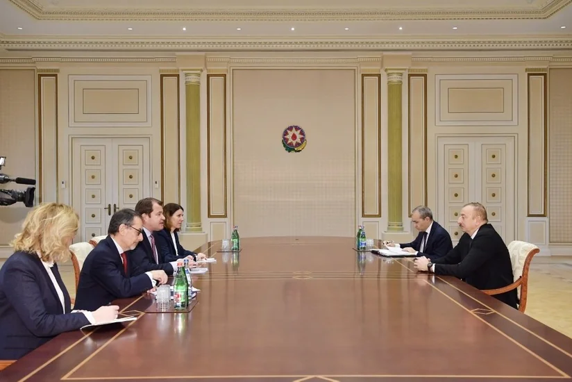 İlham Əliyev Avropa Yenidənqurma və İnkişaf Bankının nümayəndələrini qəbul edib - YENİLƏNİB