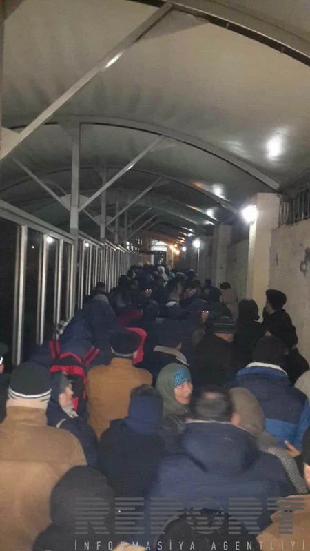 ​İki minə yaxın insan Azərbaycan-Rusiya sərhədində qalıb - FOTO
