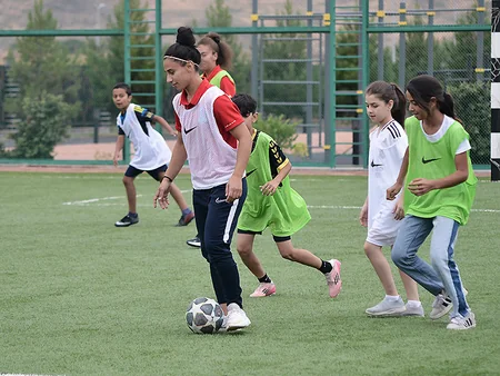 Azərbaycanın qadınlardan ibarət millisinin üzvləri Füzuli və Şuşaya səfər ediblər