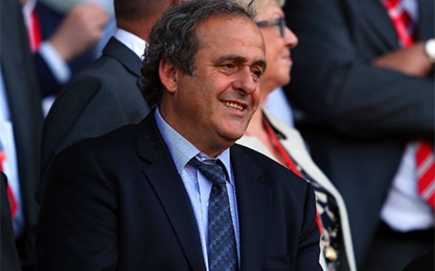 ​Mişel Platini Avropa çempionatında oyunları stadiondan izləməkdən imtina edib