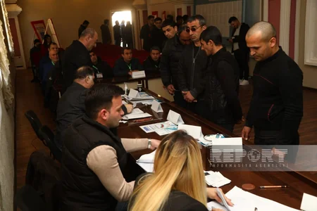 İki seçki məntəqəsi üzrə daha 1700-ə yaxın məhkum səs verib