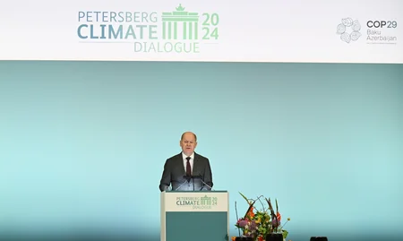 İlham Əliyev Berlində XV Petersberq İqlim Dialoqunun Yüksək Səviyyəli Seqmentində çıxış edib - YENİLƏNİB-5
