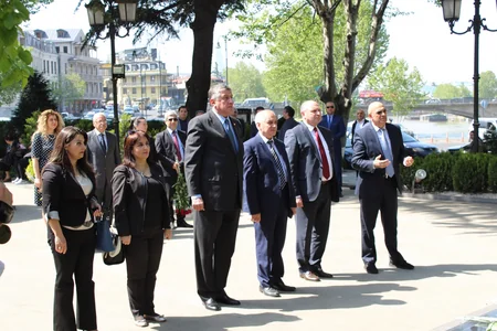 Tbilisidə “Soyqırımı hadisələri müasir elmi araşdırmalarda mövzusunda Beynəlxalq konfrans keçirilib