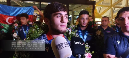 Avropa çempionu olan güləşçilərimiz Vətənə qayıdıblar