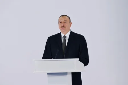 Prezident: Neftin kəskin ucuzlaşmasına baxmayaraq, Azərbaycanın iştirakçısı olduğu iri layihələr vaxtında gerçəkləşdiriləcək