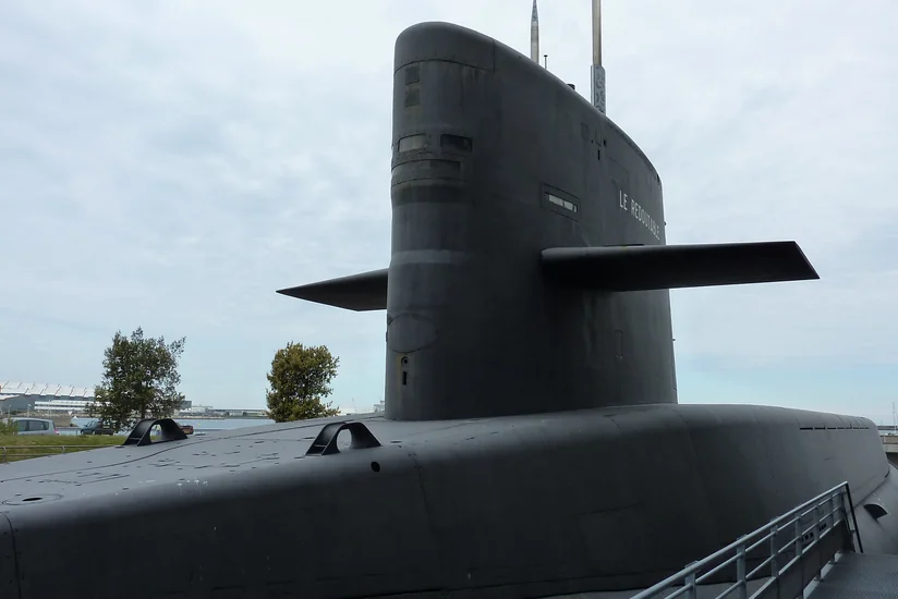 СМИ: Встречу глав минобороны Британии и Франции отменили из-за спора о подлодках