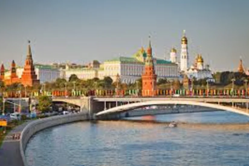 Главы МИД России и Франции встретятся в Москве
