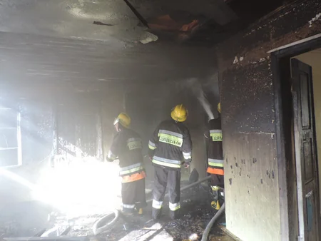 Ağsuda fərdi yaşayış evi yanıb