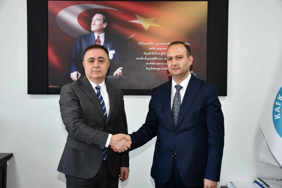 Azərbaycan İlahiyyat İnstitutu ilə Qars Qafqaz Universiteti arasında memorandumun müddəti uzadılıb